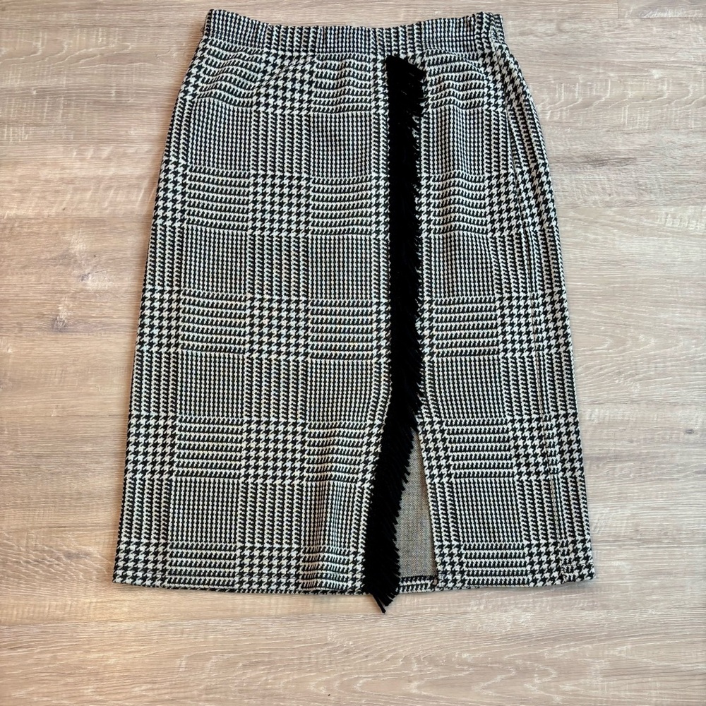 Lennie for Nina Leonard Large Black White Houndstooth Pencil Skirt Knee Length